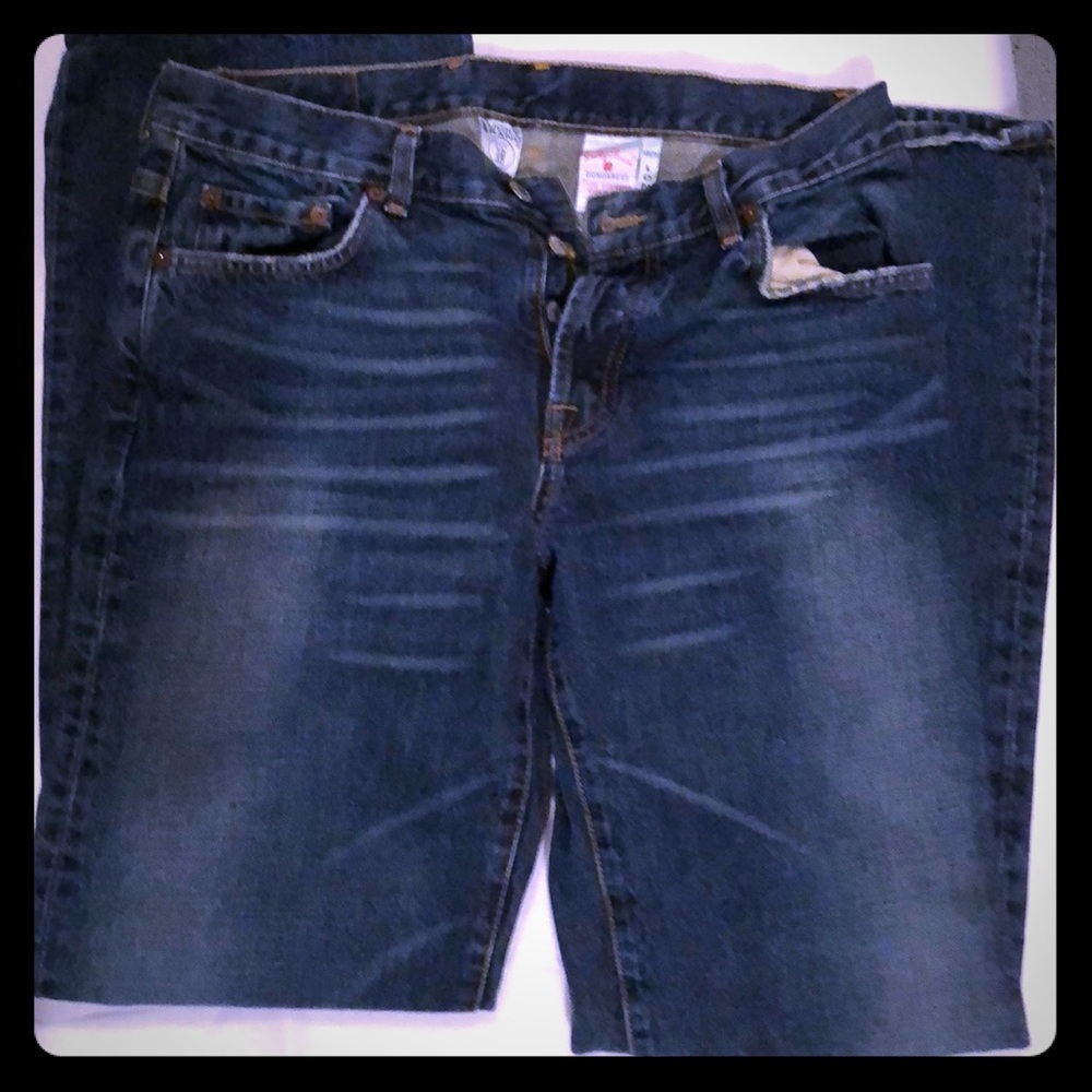 Used good lucky brand women’s jeans size 10 long